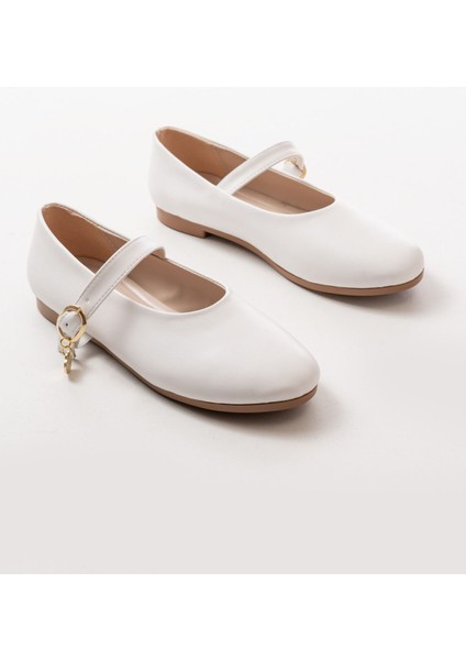 İNF-324 Beyaz Baretli Tokalı Günlük Kadın Babet fiyatları