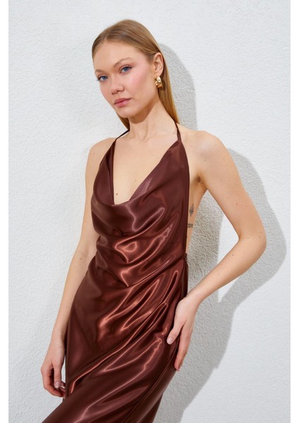 Kadın Kahve Degaje Yaka Saten Uzun Elbise fırsatları