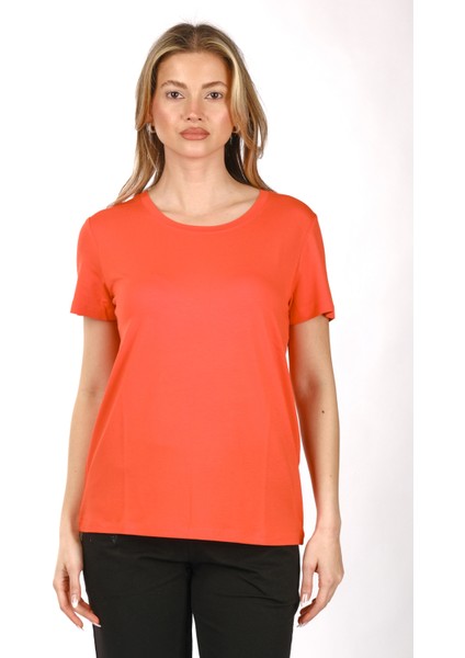 Kadın Oversize T-Shirt - Kısa Kol Yuvarlak Yaka Minimalist Günlük