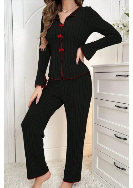 Pamuklu Kırmızı Fiyonk Detaylı Mevsimlik Pijama Takımı