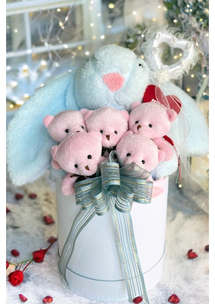 Premium Özel Hediye Kutusunda 45 cm Mavi Bunny Tavşan ve 5 Adet Pembe Peluş Ayıcık Buketi indirimleri