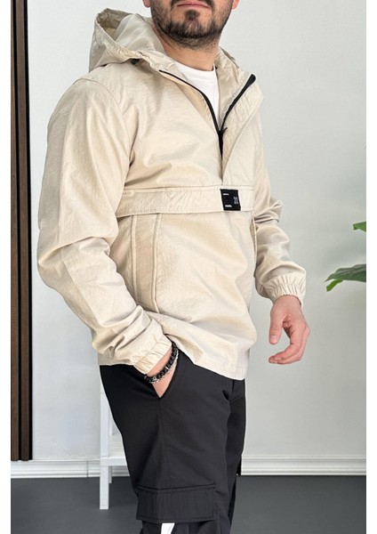 Erkek Slim Fit Krinkıl Kumaş Kanguru Cepli Yarım Fermuarlı Mevsimlik Mont Krem EDW077
