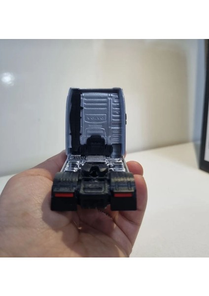 Diecast Model Araç 9 cm Volvo Fh Metal Çekici Oyuncak Tır Kafa fırsatları