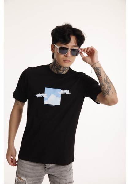 Bisiklet Yaka Erkek Kabaran Bulut Baskılı Pamuk T-Shirt
