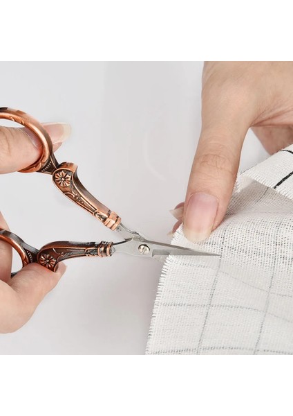 Kutu Stili Olmadan Gümüş Vintage Veya Dikiş Aleti Seti Nakış Veya Iğne Kılıfı Işi Veya Dıy Kağıdı Için Kesim Craft Dikiş Aleti Aletleri (Yurt Dışından) fırsatları