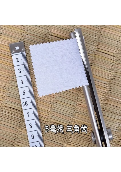 3mm Üçgen Stili Dikiş Veya Terzi Mini Zig Zag Dikiş Kesici Çelik Yuvarlak Terzilik Kumaş Dikiş Kesici Aksesuarlar *8.4 cm (Yurt Dışından)