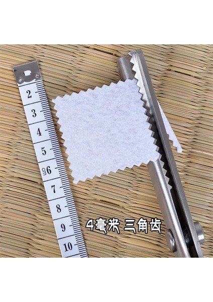 4mm Üçgen Stili Dikiş Veya Terzi Mini Zig Zag Dikiş Kesici Çelik Yuvarlak Terzilik Kumaş Dikiş Kesici Aksesuarlar *8.4 cm (Yurt Dışından)