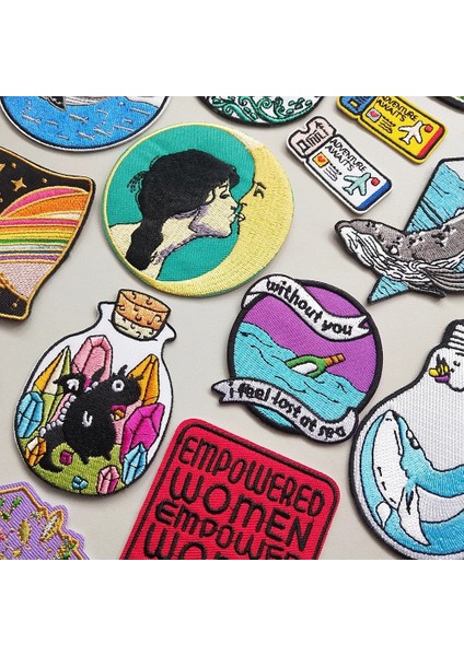 NO.966 Stili Moda Ay Çıkartmaları Nakış Yamaları Balina Dıy Demir On Patch Işlemeli Yamalar Rozet Aplikler Giyim Sırt Çantası Için (Yurt Dışından)