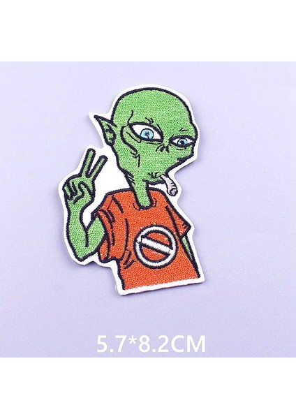 PE5406CT Stili Uzay Ufo Hastalar Yabancılar Yama Giyim Için Işlemeli Yamalar Parches Alien Çizgili Rozetler Giysiler Için Demir On Yamalar (Yurt Dışından) fırsatları