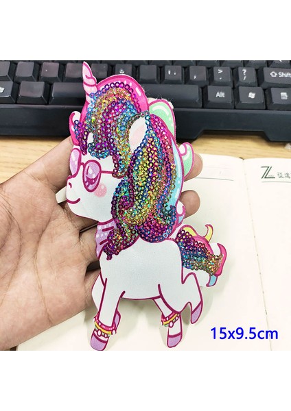 DB0883CT Stili Sevimli Unicorn Yama Pul Yamalar Giyim Çıkartmaları Dıy Karikatür Unicorn Yama Hayvan Çizgili Yamalar Dikmek Aplike Rozeti (Yurt Dışından)
