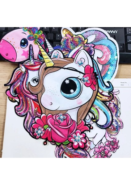 DB0883CT Stili Sevimli Unicorn Yama Pul Yamalar Giyim Çıkartmaları Dıy Karikatür Unicorn Yama Hayvan Çizgili Yamalar Dikmek Aplike Rozeti (Yurt Dışından) modelleri