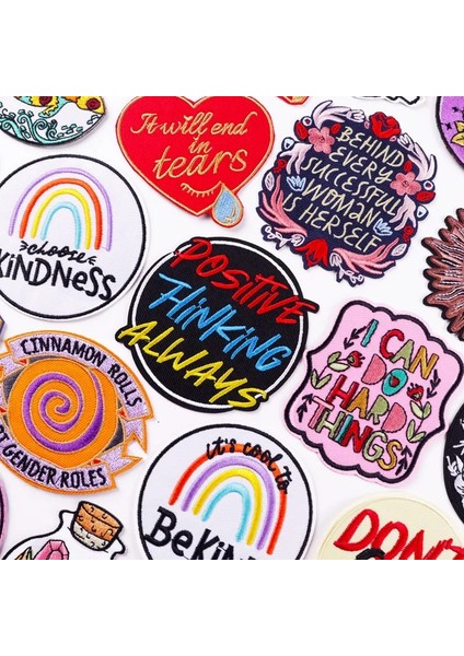 PE6370CT Stili Rainbon Karikatür Mektup Aplike Işlemeli Yamalar Giysiler Dıy Aşk Kalp Yama Demir On Yamalar Giyim Çıkartmaları Rozetleri (Yurt Dışından) fiyatları