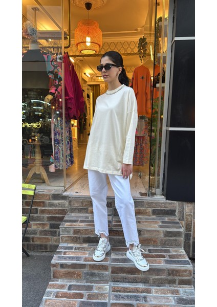 4737 Yakası Taşlı Sweat-Krem