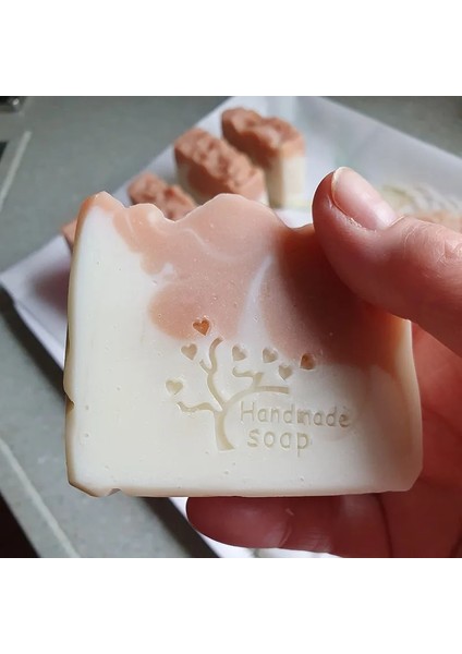 NO.017 4X4CM Stili 1 Adet Mektup Ağacı ve Yaprakları Desen Mini Diy Sabun Pul Diy El Yapımı Sabun Pulları Beyaz Reçine Sabun Bölüm Kişilik (Yurt Dışından) fiyatları