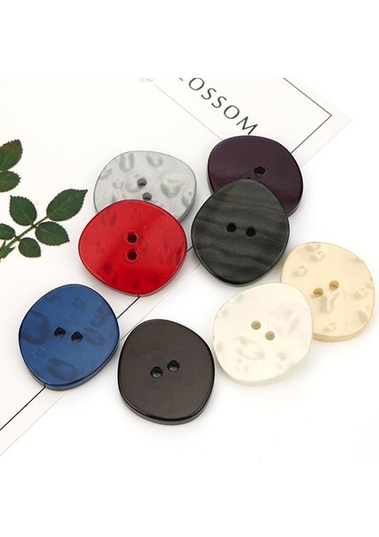 E Stili 31MMX34MM Düzensiz Reçine Düğmeler Giyim Için 2 Delik Dekoratif Plastik Düğmeler Dıy Rüzgarlık Gömlek Kazak Dikiş Aksesuarları (Yurt Dışından) fırsatları