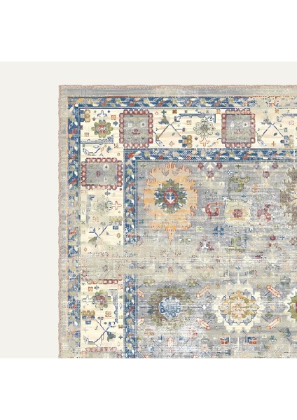 Çok Renkli Geometrik ve Çiçek Motifli, Eskitilmiş Vintage Dijital Şönil Halı