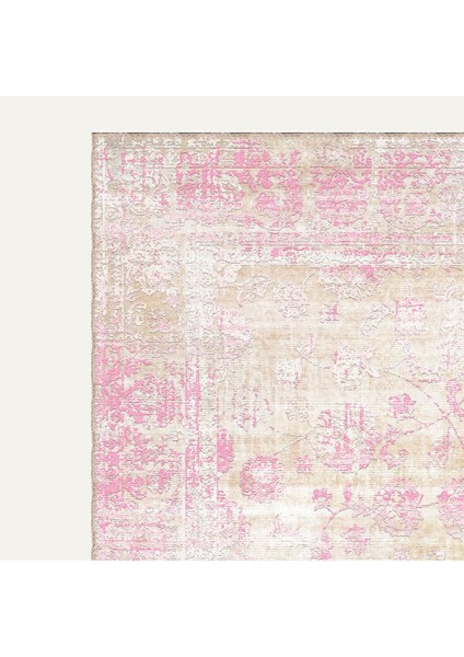 Pudra Pembesi ve Krem Tonlarında Zarif Eskitilmiş Vintage Dijital Şönil Halı modelleri