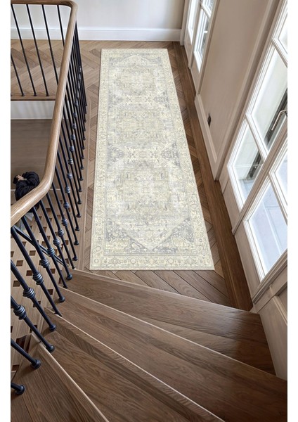 Pastel Gri ve Bej Tonlarında Vintage Tarzı Geometrik Halı Zarif ve Minimalist Dijital Şönil Halı fırsatları