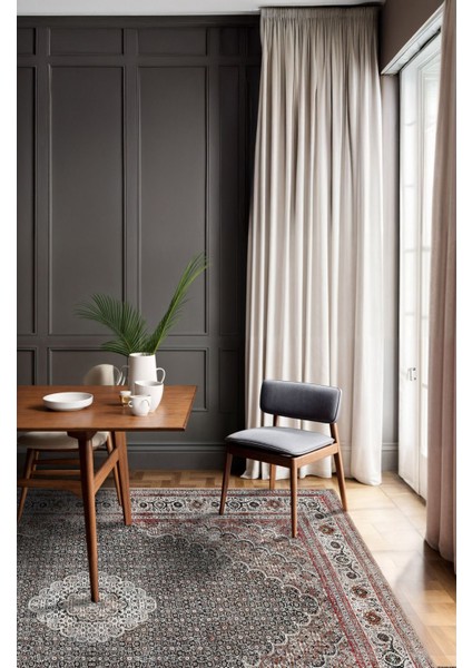 Vintage Halı Göbekli Çiçek Motifli Gri ve Bordo Klasik Dijital Şönil Halı