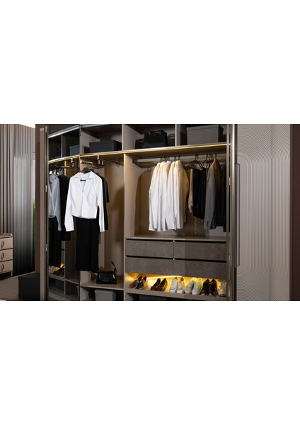 Milano Gardrop - 4 Kapılı fırsatları