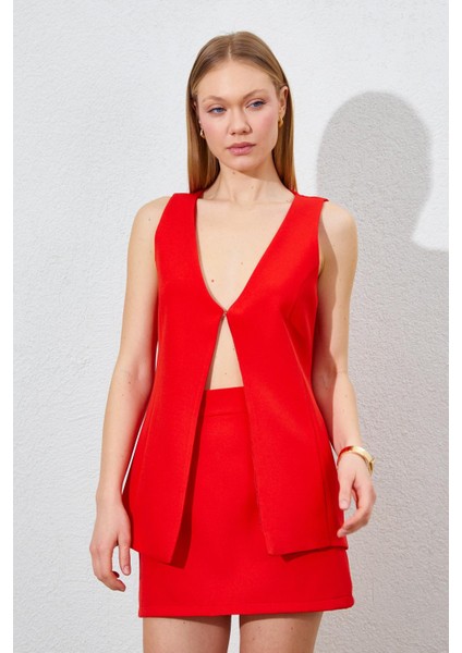 Kadın Nar Kopça Detaylı Yelekli Etek Kumaş Takım modelleri