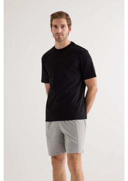 Erkek Pamuklu Kısa Kollu T-Shirt indirimleri