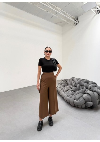 230 gr Poly Viscose Full Lycra Metal Toka Aksesuarli Pantolon