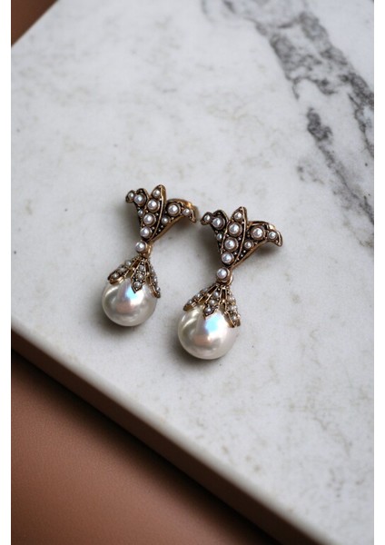 Mayorka Inci Sallantılı Lale Figür Inci Küpe