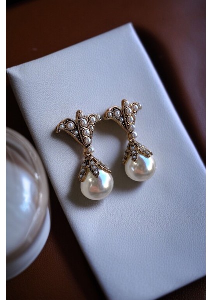 Mayorka Inci Sallantılı Lale Figür Inci Küpe modelleri