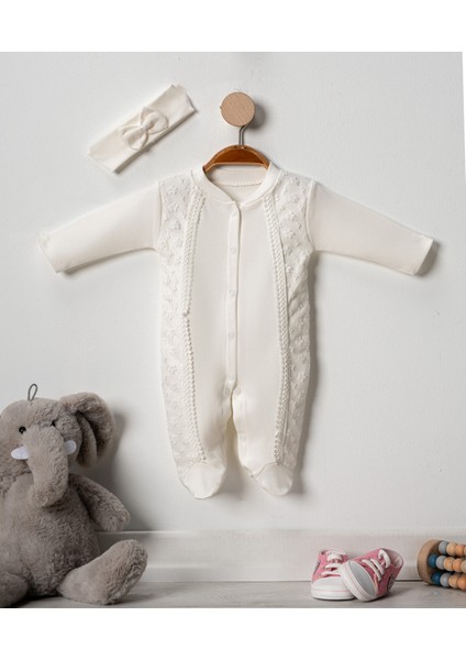 Güpürlü Sade Kız Bebek Tulumu