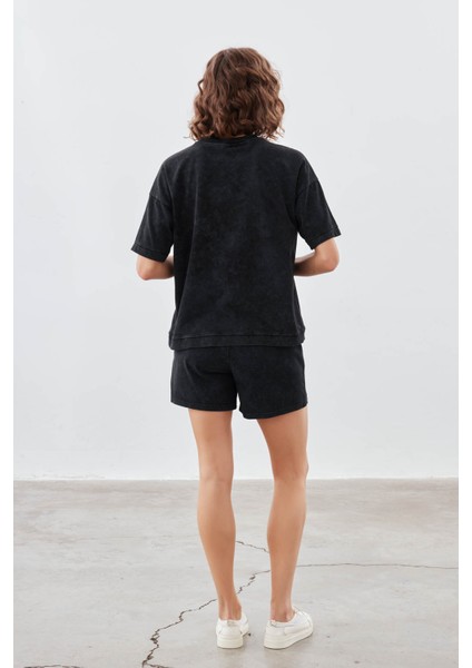 Kadın Pamuklu Yıkamalı Cepli Şort fırsatları