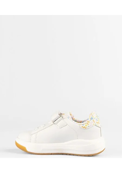 Pukky Işıklı Sneaker Beyaz fiyatları
