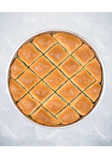 Özel Kare Baklava Tepside