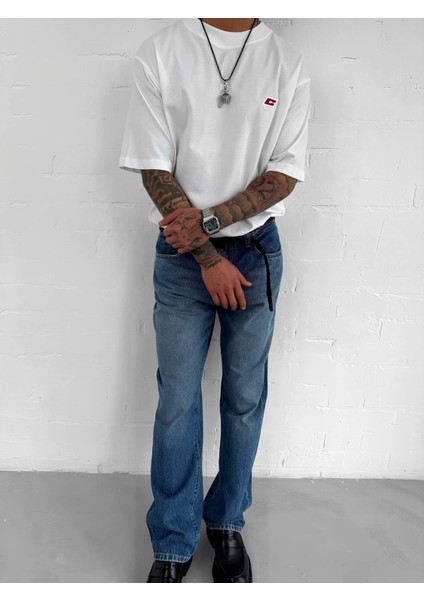 Erkek Oversize Nakışlı T-Shirt Beyaz fiyatları