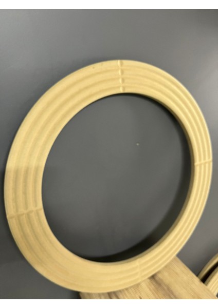 Yuvarlak Ayna Çerçevesi 56 cm Çapında Üç Kanallı modelleri