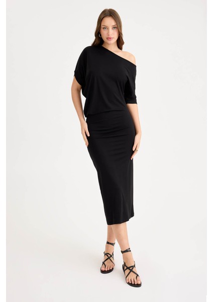 Kayık Yaka Kısa Kol Modal Elbise