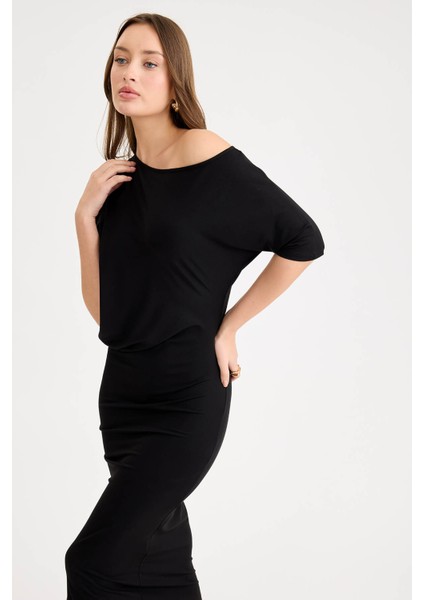 Kayık Yaka Kısa Kol Modal Elbise fırsatları