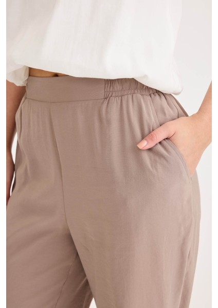 Paçası Pileli Beli Lastikli Pantolon