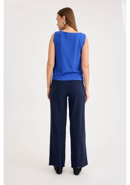 Beli Lastikli Önü Dikiş Detaylı Pantolon indirimleri