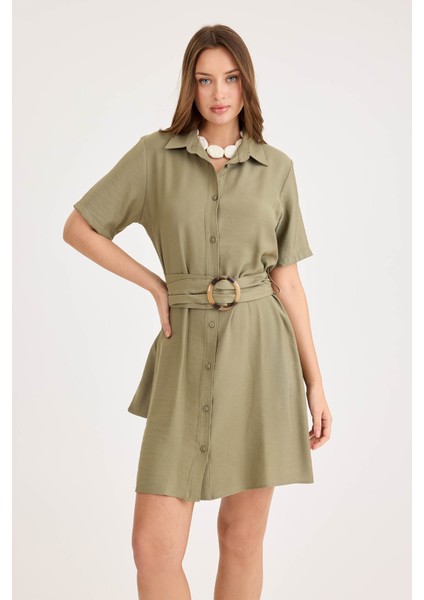 Önü Düğmeli Kısa Kol Kemerli Elbise modelleri