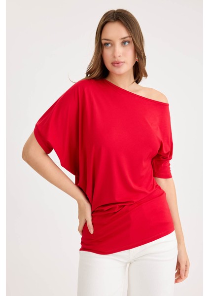 Kayık Yaka Kısa Kol Modal Bluz