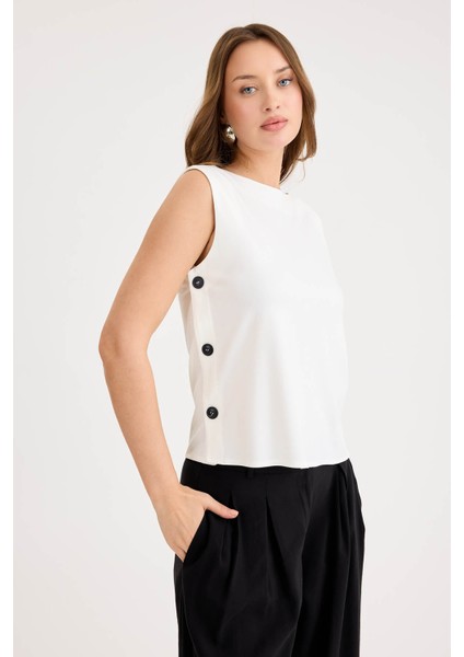 Yanları Düğmeli Sıfır Kol Modal Bluz fırsatları