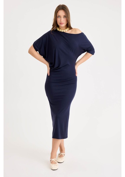 Kayık Yaka Kısa Kol Modal Elbise