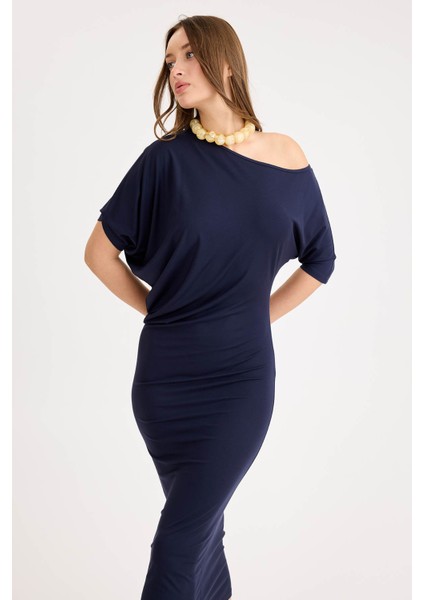 Kayık Yaka Kısa Kol Modal Elbise fırsatları