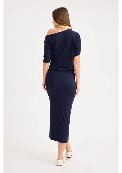 Kayık Yaka Kısa Kol Modal Elbise indirimleri