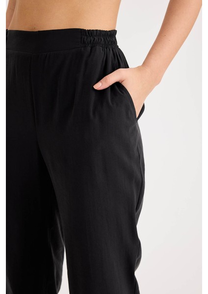 Paçası Pileli Beli Lastikli Pantolon