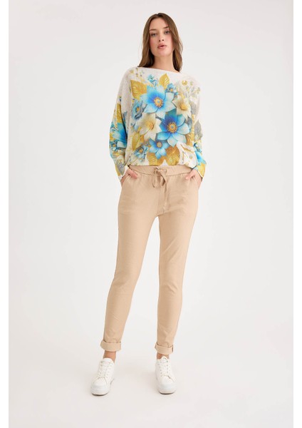 Beli Simli Bağcıklı Havuç Kesim Pantolon