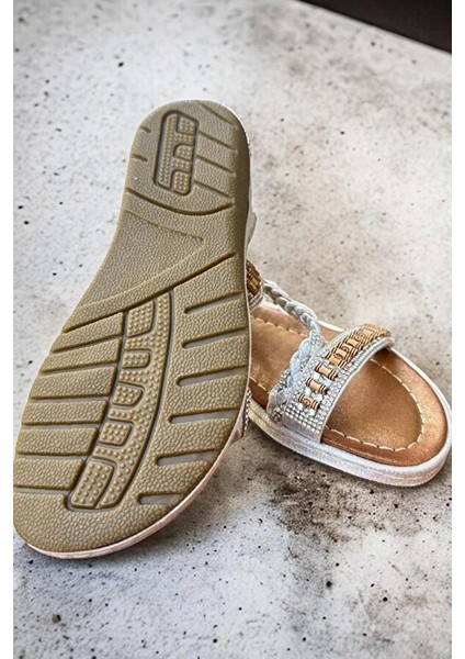 24Y152-18 Kadın Sandalet modelleri