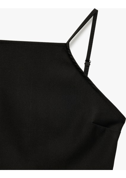 Slim Fit Yırtmaç Detaylı Halter Yaka Kolsuz Mini Elbise indirimleri
