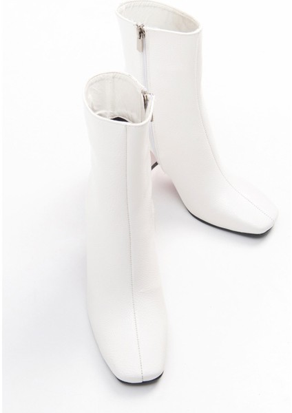Tılla White Patent Bootie